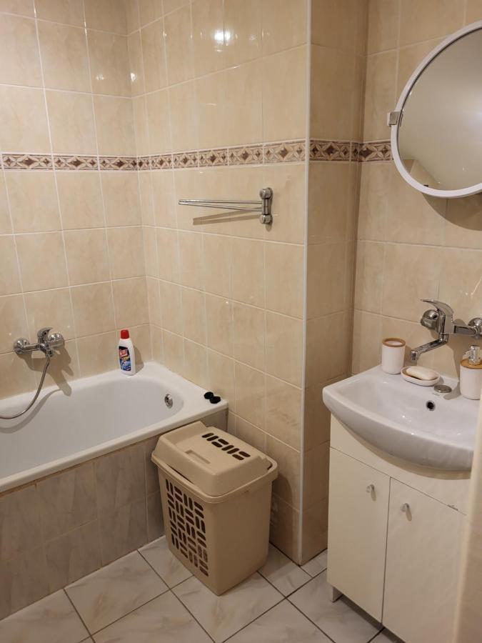 Apartament Sosnowy Z Parkingiem Stary Toruń Dış mekan fotoğraf